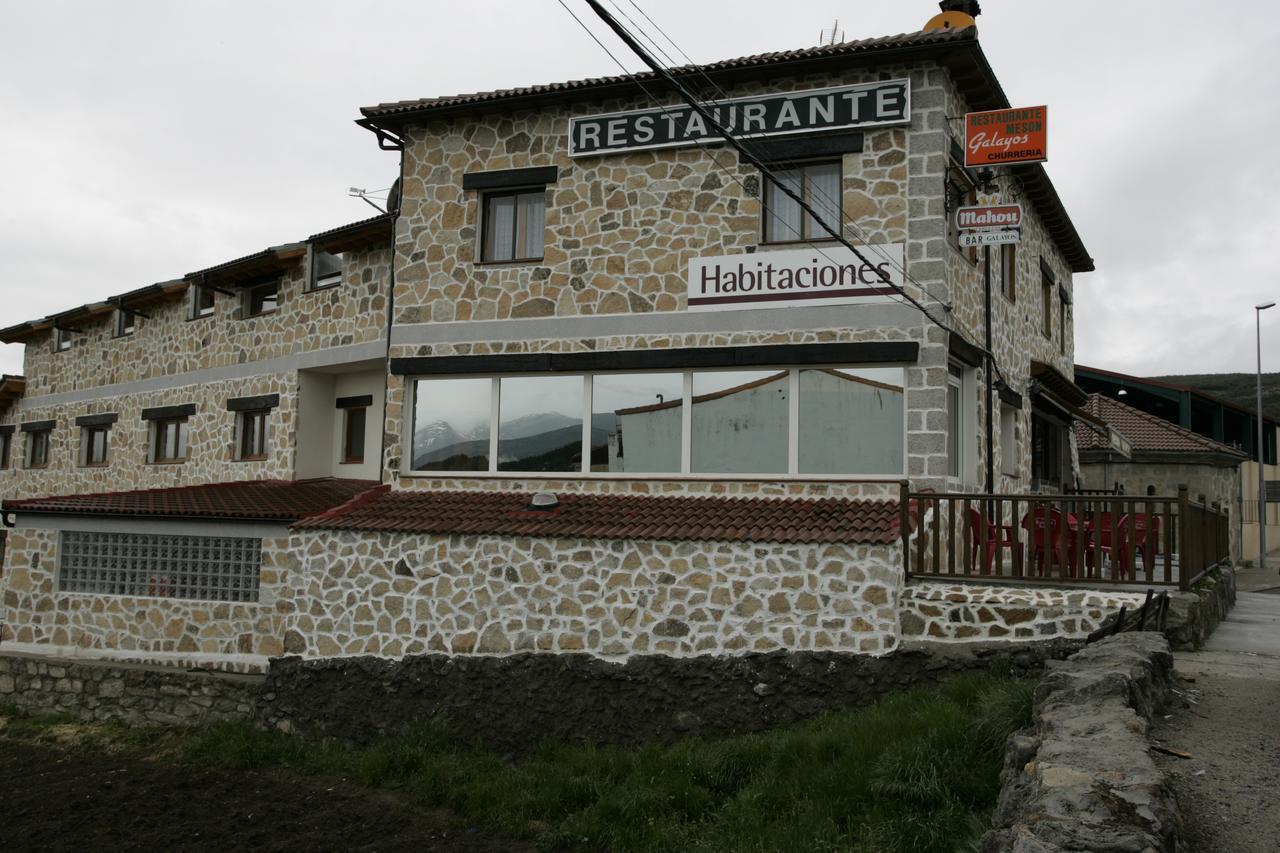 Hotel Galayos Hoyos del Espino Bagian luar foto